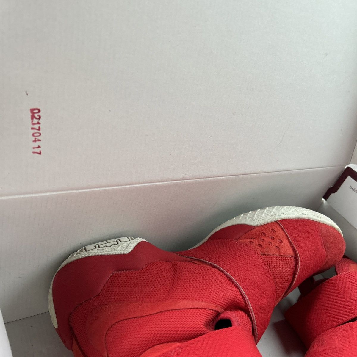 Nike Lebron Soldier 10 Luxe Red Size US 8.5 / EU 41-42 - 10 Thumbnail