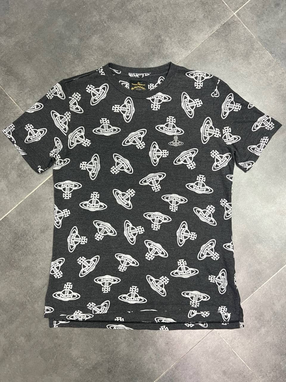 Vivienne Westwood Vivienne Westwood Time Machine Orb T-Shirt Size US M / EU 48-50 / 2 - 2 Thumbnail