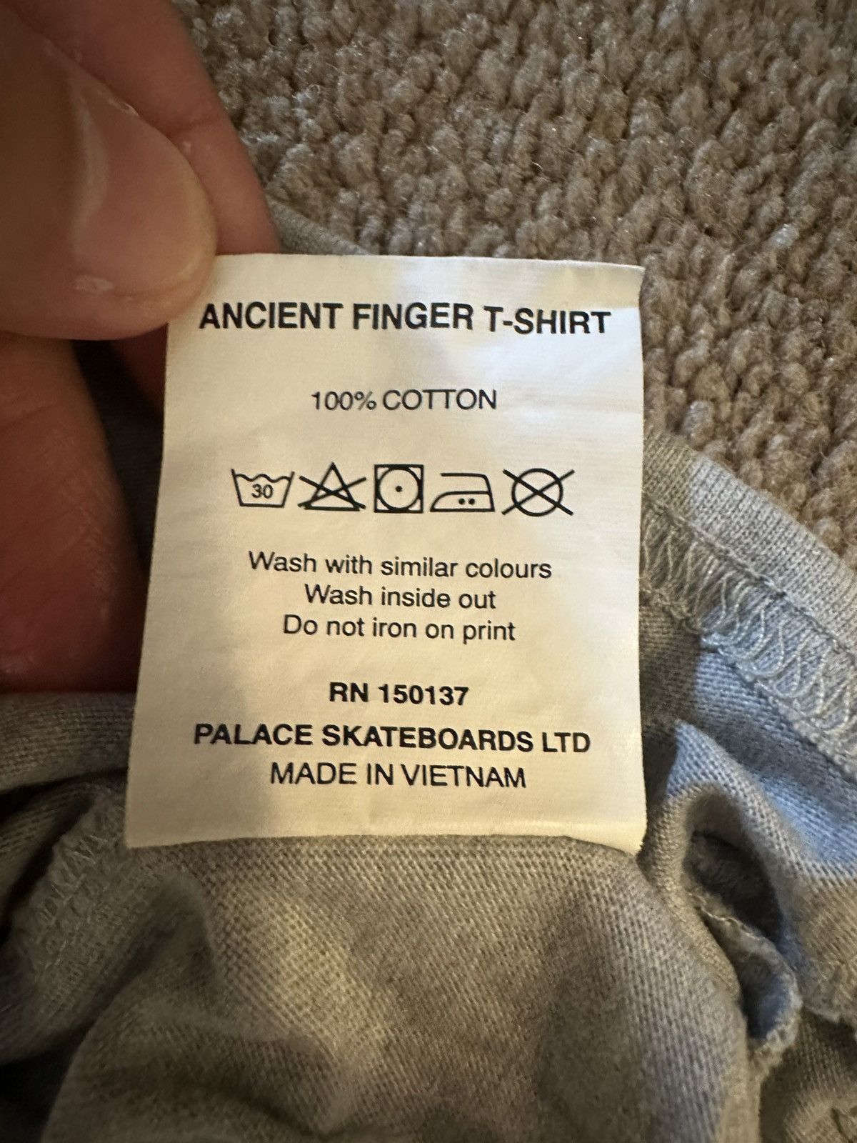 Palace Palace ancient finger shirt Size US S / EU 44-46 / 1 - 6 Thumbnail
