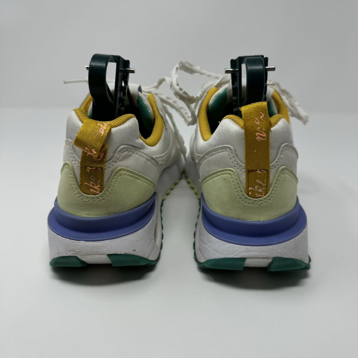 Nike New Nike Air Max Dawn White Size 8 Women's Running Shoes Size US 8 / IT 38 - 6 Thumbnail