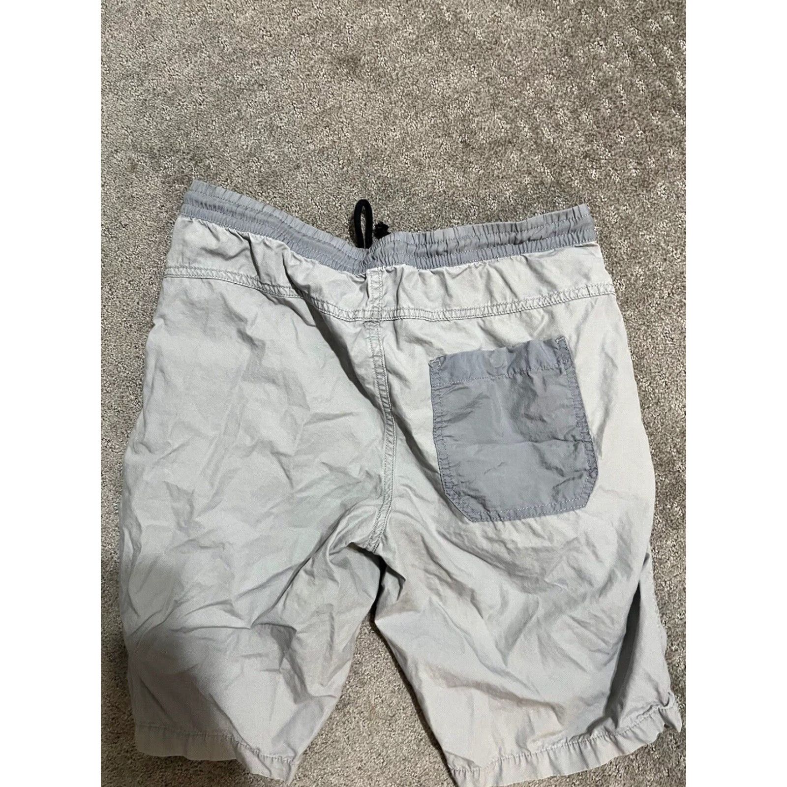 Gap Gap Men's Gray Elasticized Waistband Stretch Shorts Small with Zip Pockets Size US 29 - 2 Thumbnail