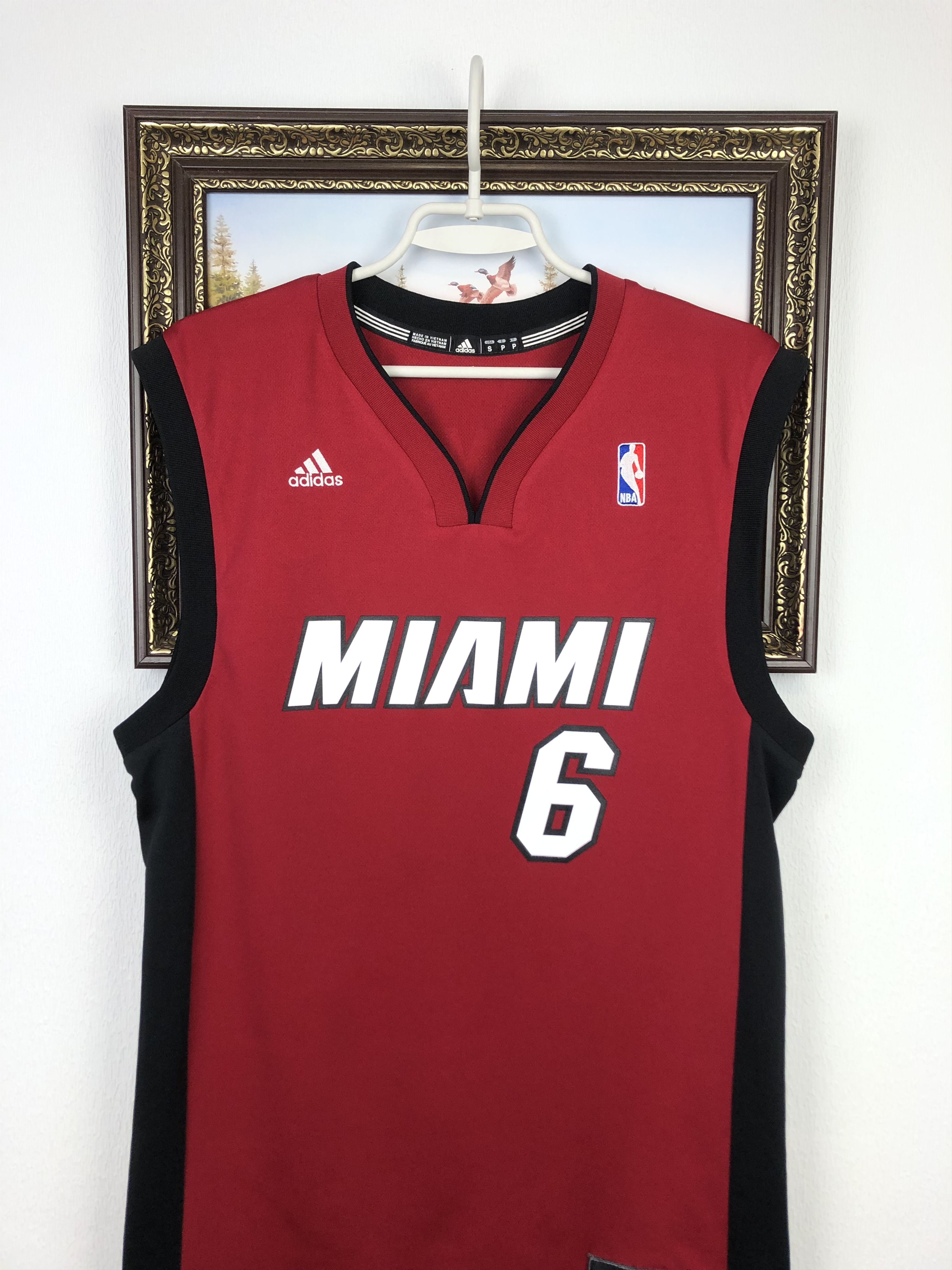 Adidas Vintage Miami Heat NBA Red Jersey #6 James King Tee Size US S / EU 44-46 / 1 - 2 Thumbnail
