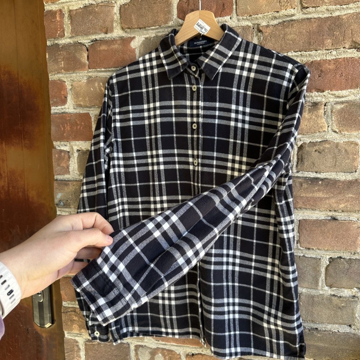 Burberry Vintage Burberry London Flannel Nova Check Shirt Button Up M Size M / US 6-8 / IT 42-44 - 4 Thumbnail
