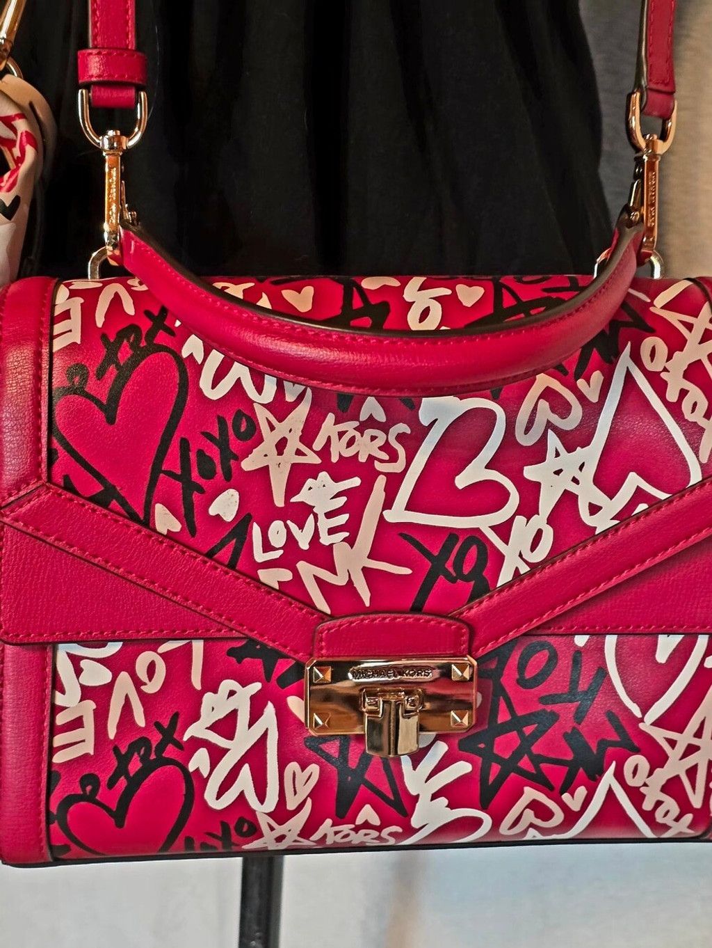 Michael Kors Rare Michael Kors Graffiti Love Heart Bag Bundle — Both With Size ONE SIZE - 2 Thumbnail