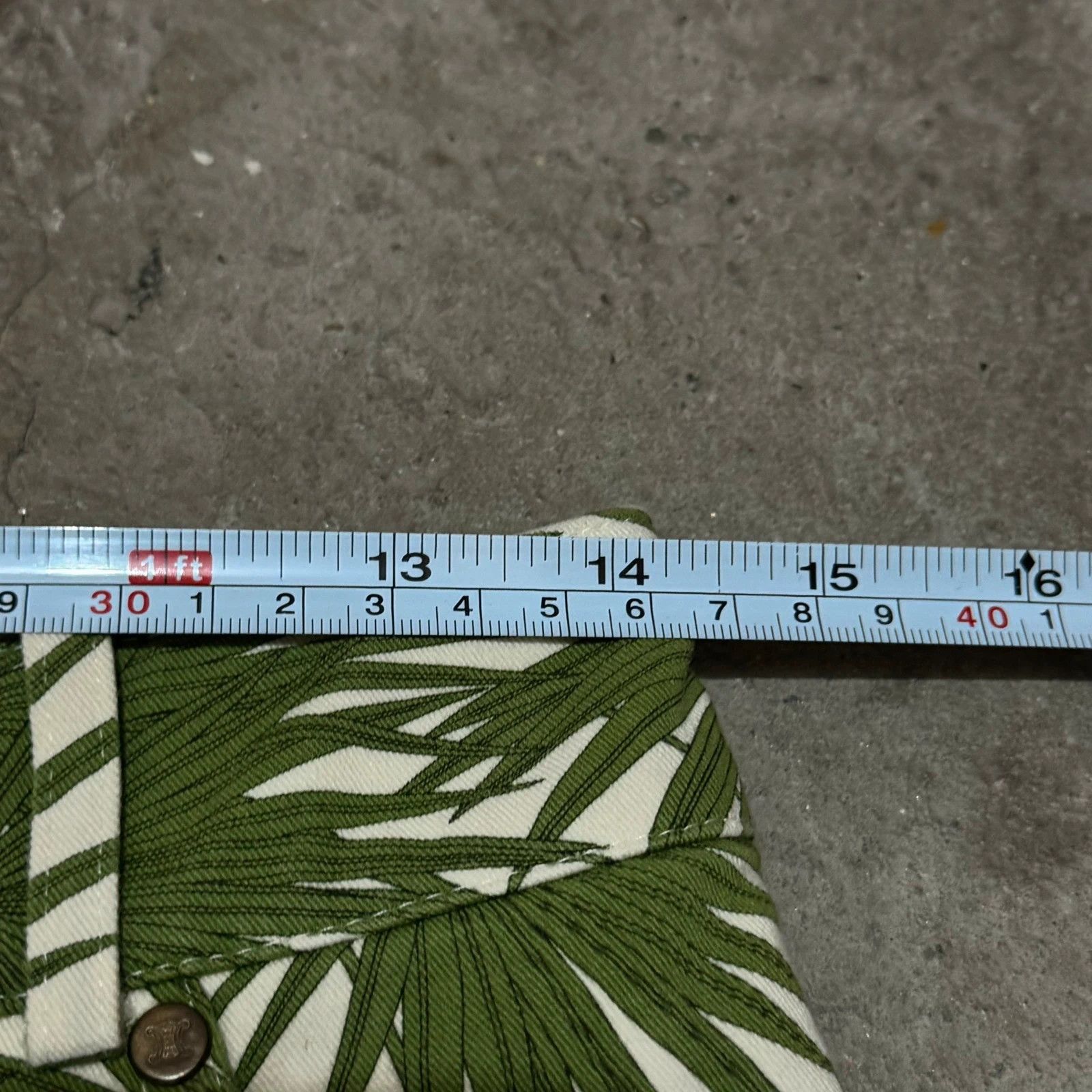 Celine S/S 2004 Celine yucca leaf print skirt Size 28" / US 6 / IT 42 - 8 Thumbnail