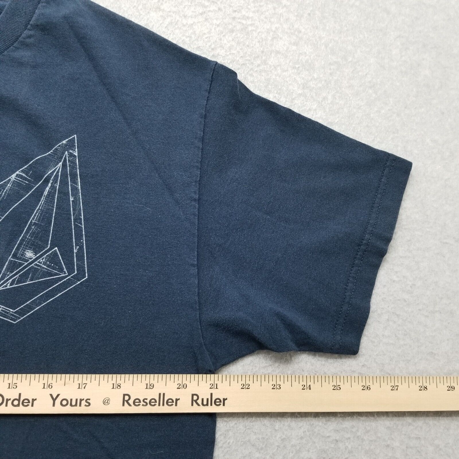 Volcom Volcom Shirt Mens Large Blue Short Sleeve Crew Neck Size US L / EU 52-54 / 3 - 10 Thumbnail