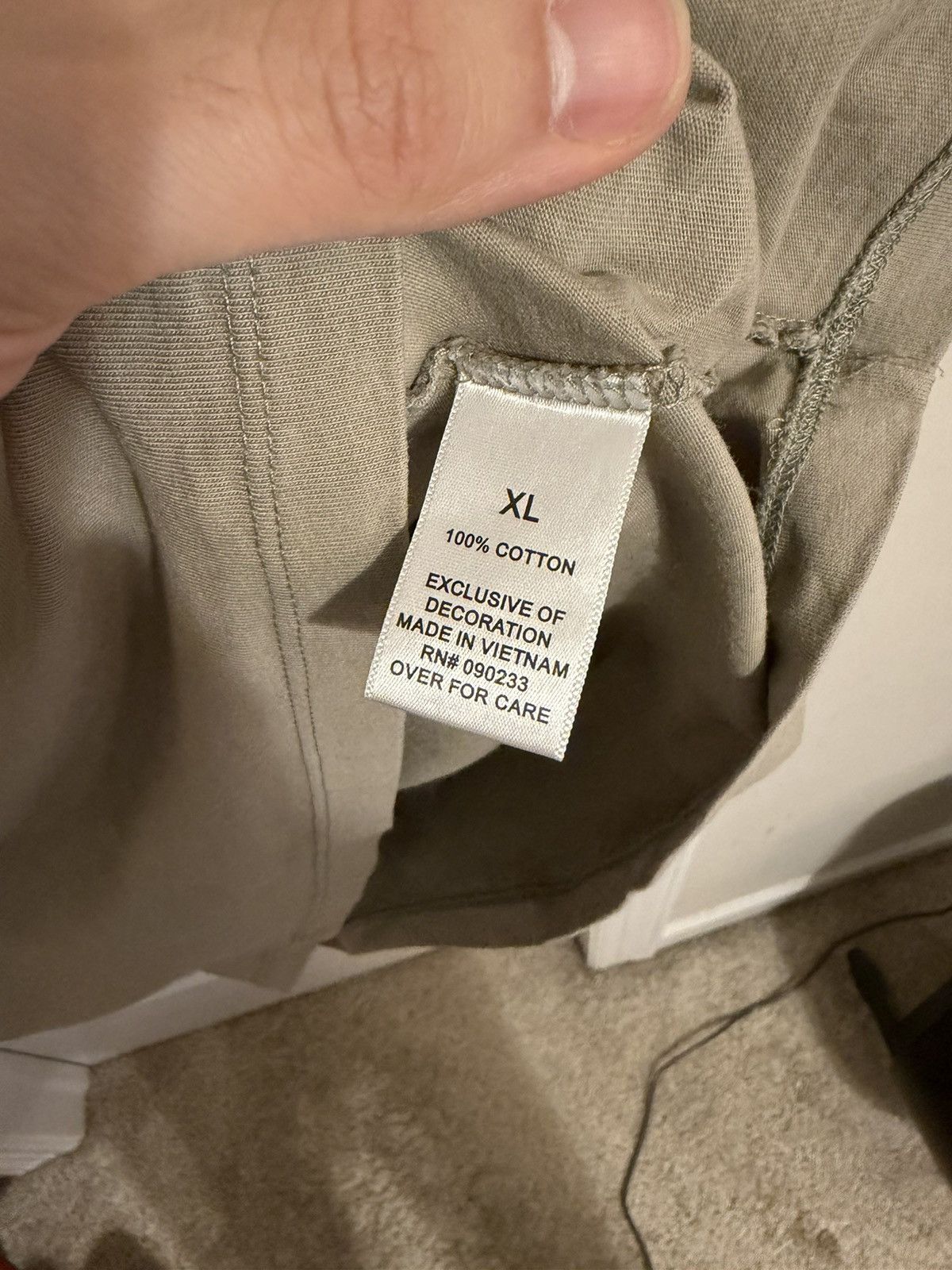 Essentials FOG Essentials - Taupe Rubber Letter Tee Size US XL / EU 56 / 4 - 5 Thumbnail
