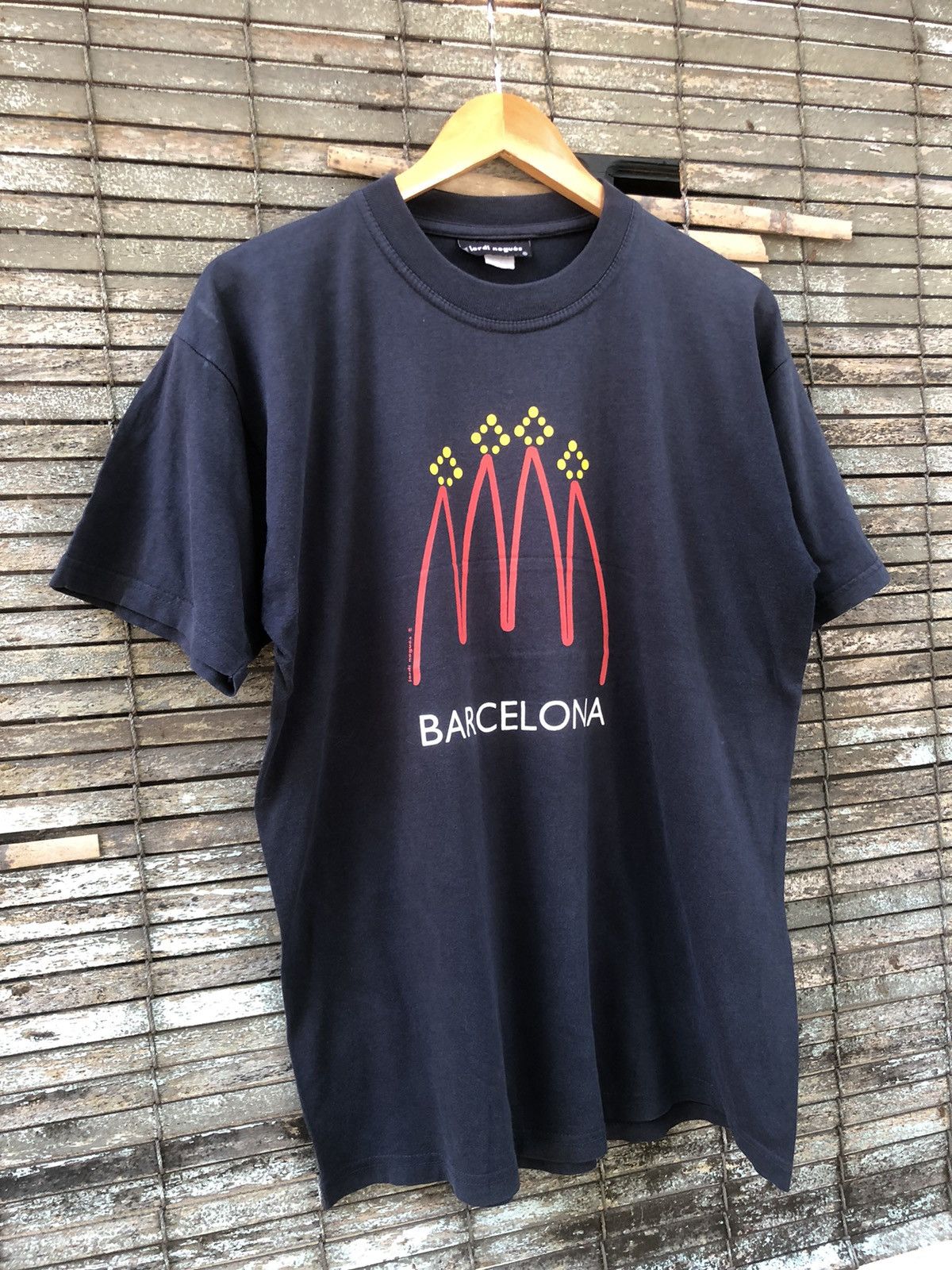 Designer Vintage 90s Jordi Nogues Barcelona Tshirts Size US L / EU 52-54 / 3 - 2 Thumbnail