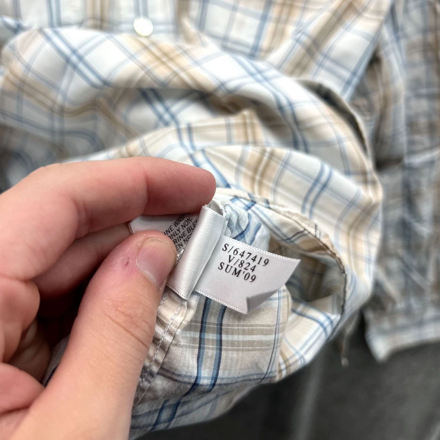 Banana Republic VINTAGE? No. Banana Republic Shirt Mens XL White Blue Button Down Preppy Plaid Classic Size US XL / EU 56 / 4 - 7 Thumbnail