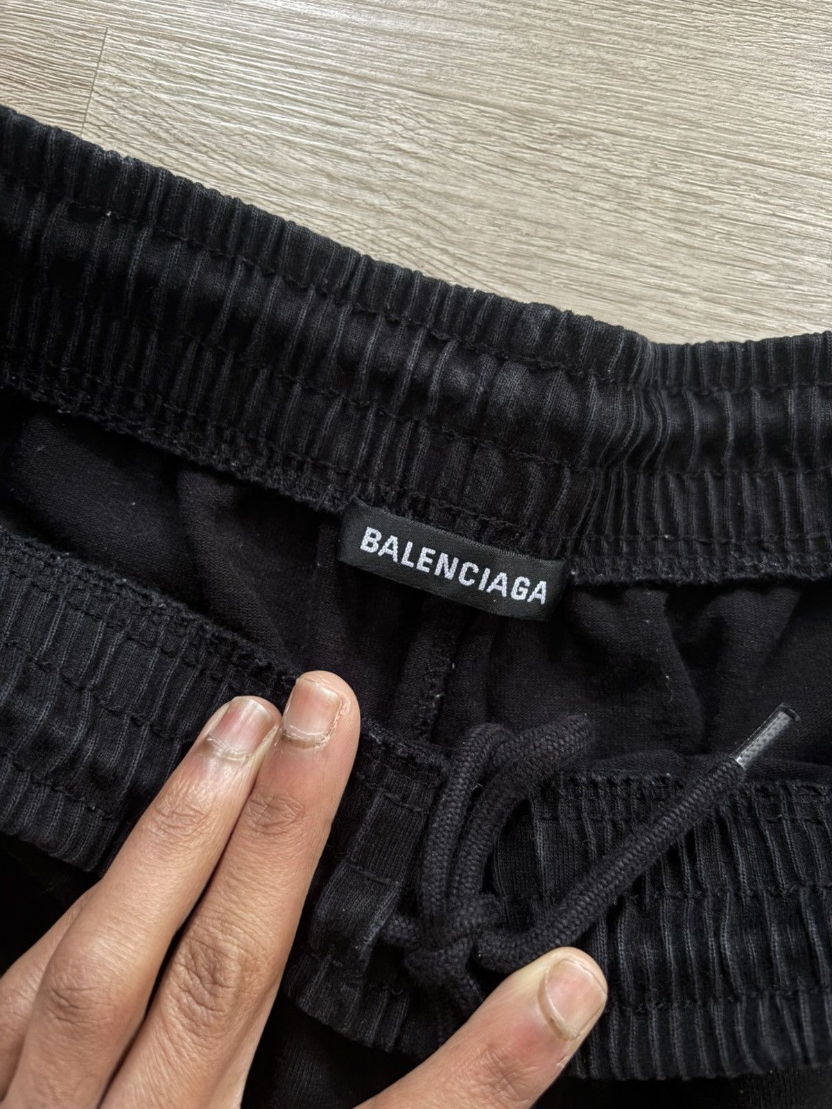 Balenciaga Balenciaga Soccer Logo Short Size US 28 / EU 44 - 5 Thumbnail
