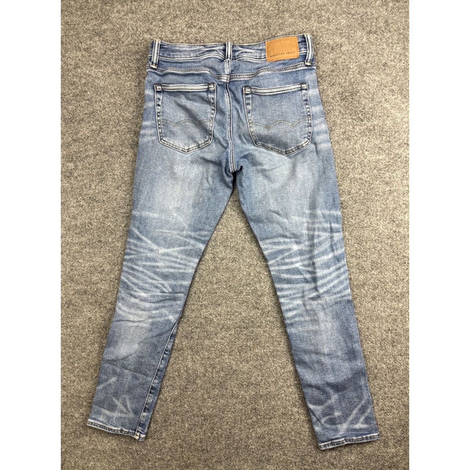 Vintage American Eagle Athletic Skinny Jeans Mens 28x30 Light Wash Blue Airflex+ Stretch Jeans Size US 28 / EU 44 - 7 Thumbnail