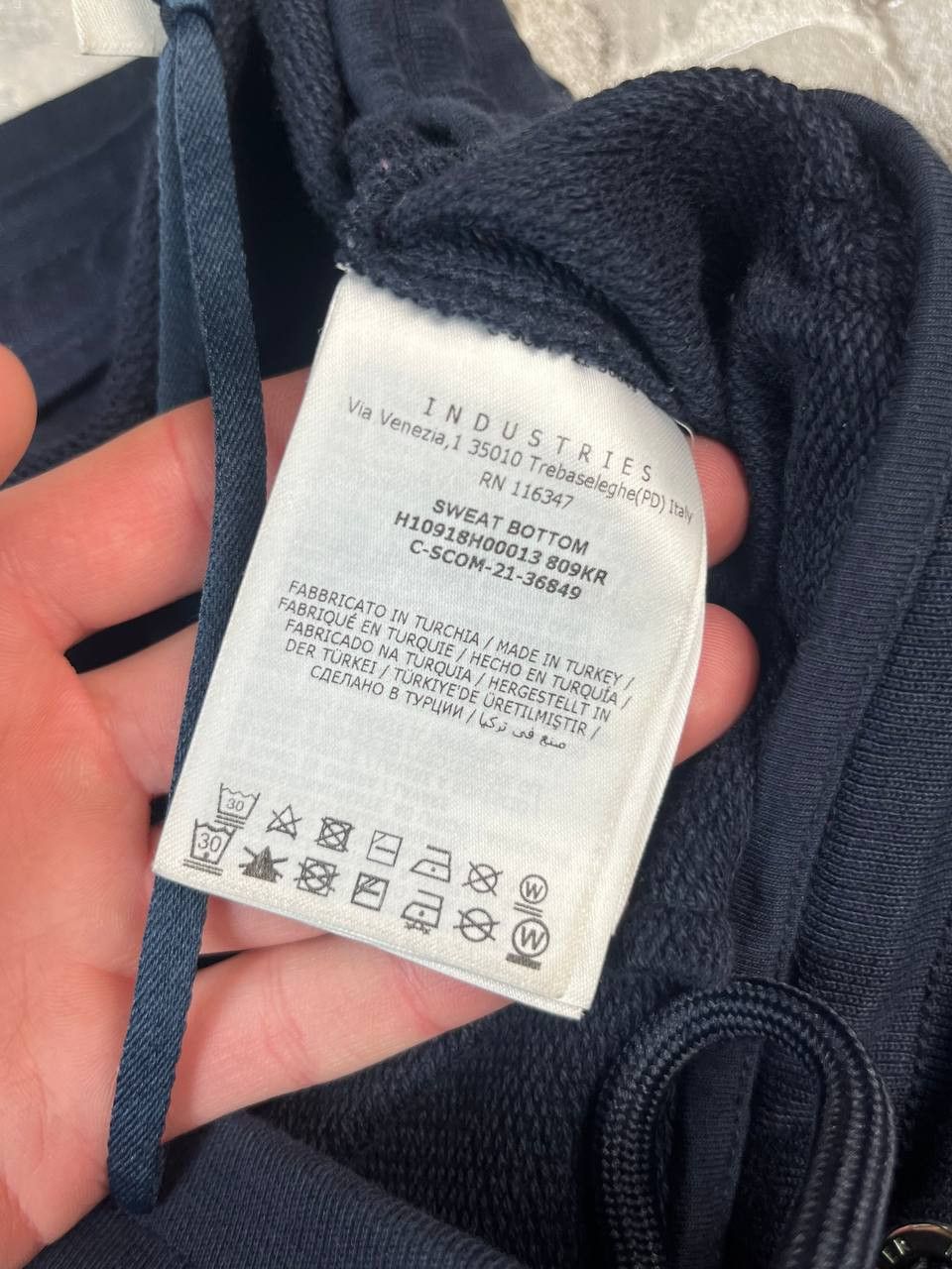 Moncler sweatpants moncler Size US 38 / EU 54 - 11 Thumbnail