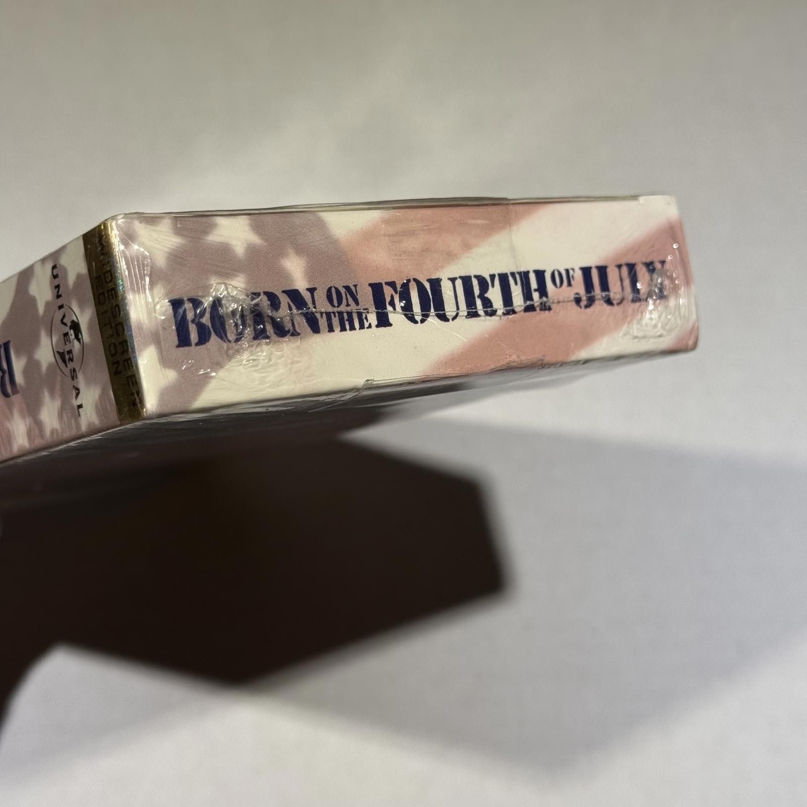 Universal Studios Born on the Fourth of July VHS Widescreen 1998 Print SEALED Size ONE SIZE - 8 Thumbnail