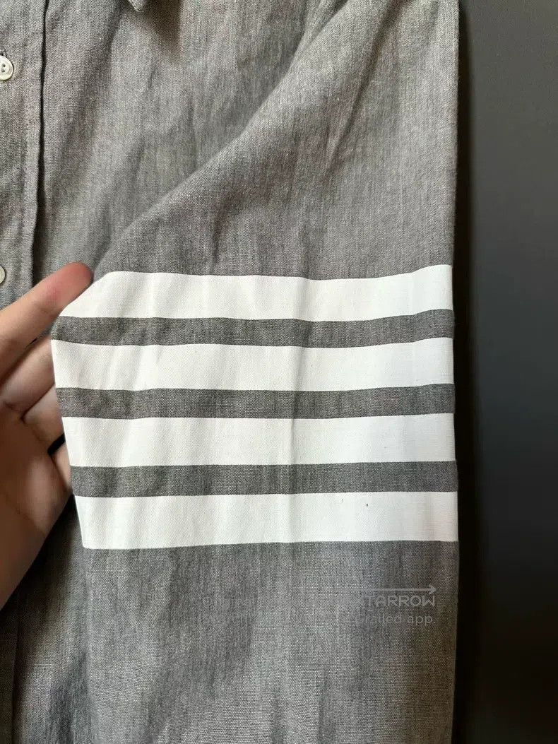 Thom Browne Thom Browne Gray Sleeve Logo Shirt Size US L / EU 52-54 / 3 - 5 Thumbnail