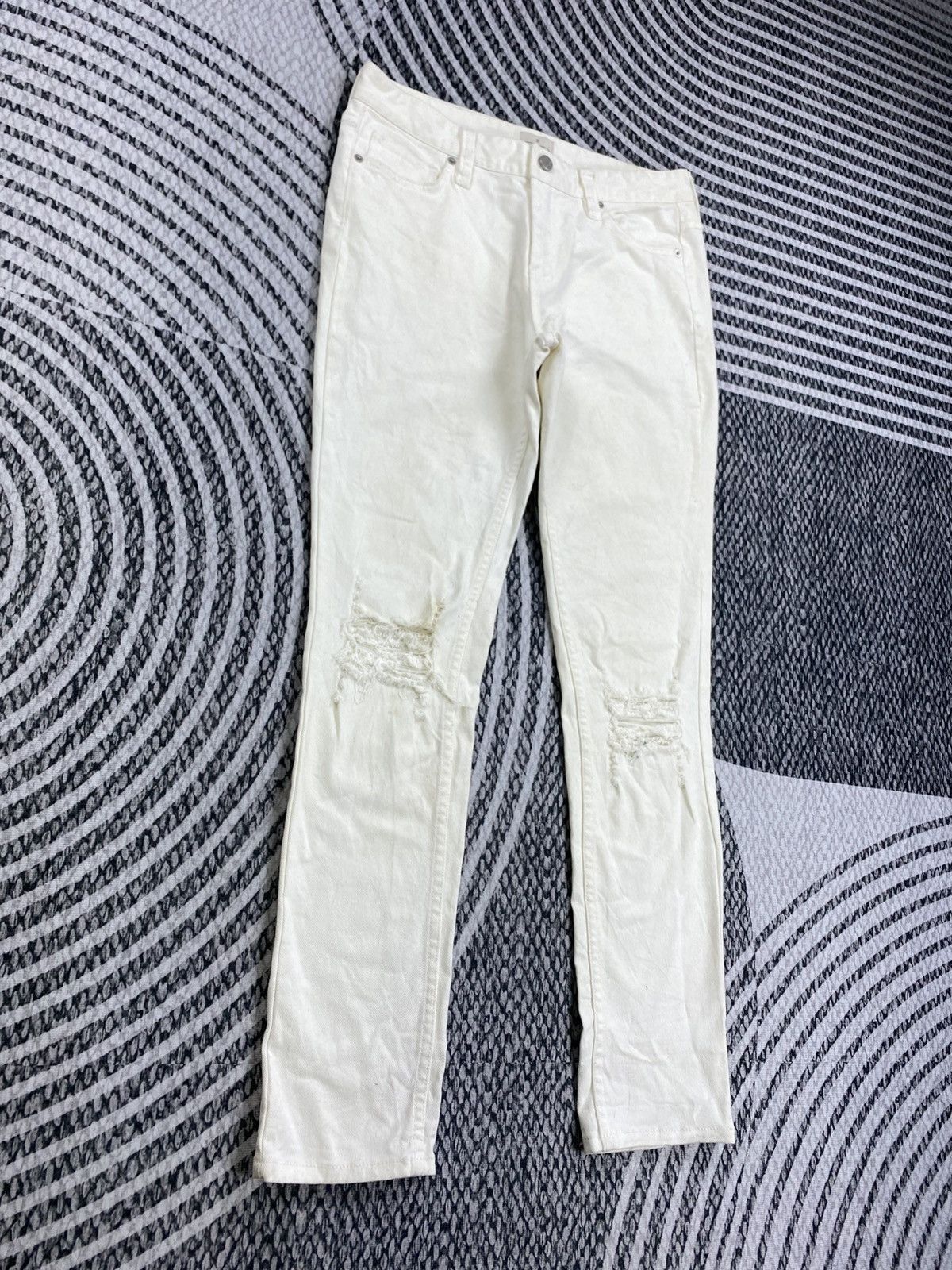 French Connection French Connection Pure White Straight Cut Pants Size US 31 - 3 Thumbnail