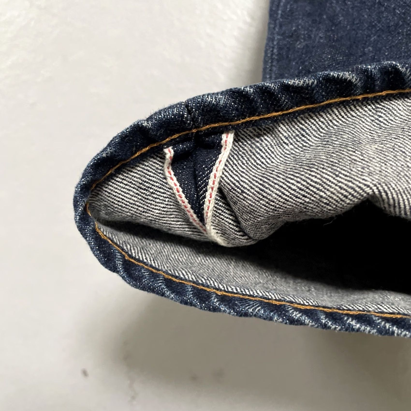 Levi's Levi’s 501 Selvedge Dark Blue Denim Jeans Vintage Style 30x34 Jeans Men Regular 30 Dark Blue Selvedge 501 Vintage USA Retro Workwear Heritage Mens Size US 30 / EU 46 - 3 Thumbnail