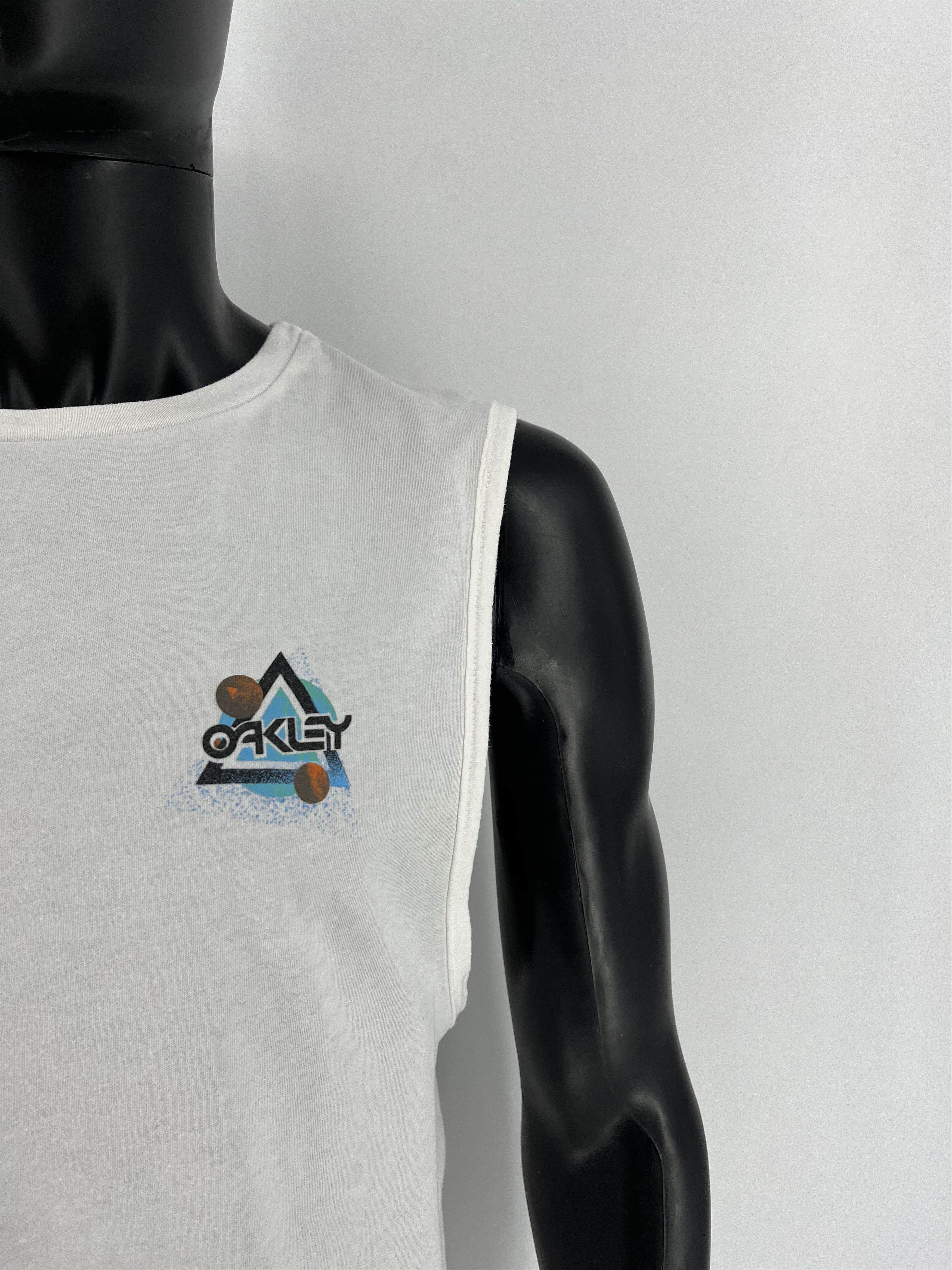 Oakley × Vintage Oakley Vintage T Shirt Big Reflective Center Logo Size Size US M / EU 48-50 / 2 - 7 Thumbnail