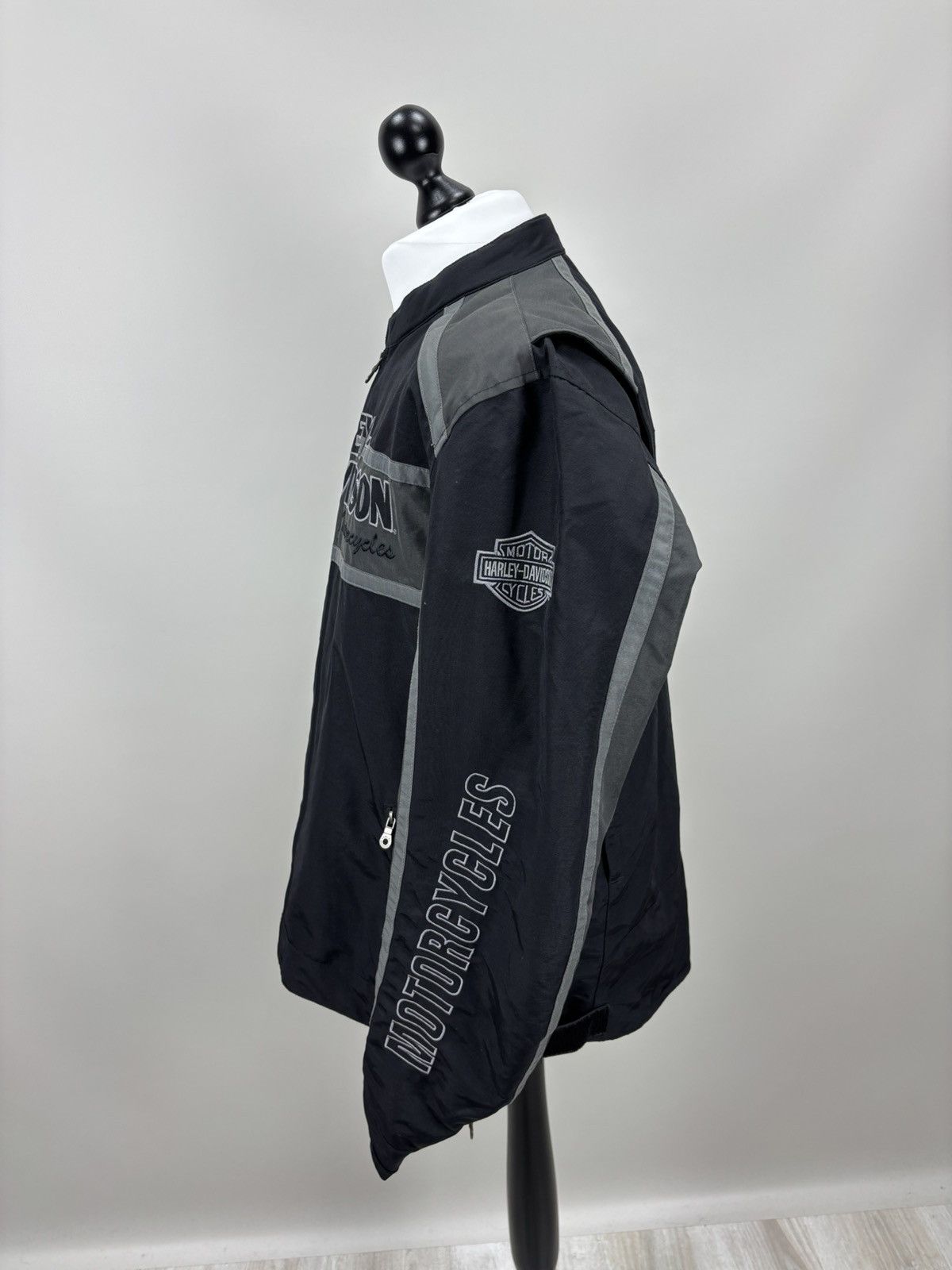 Harley Davidson Mens jacket Harley Davidson Size XL Color Black/Gray Size US XL / EU 56 / 4 - 9 Thumbnail