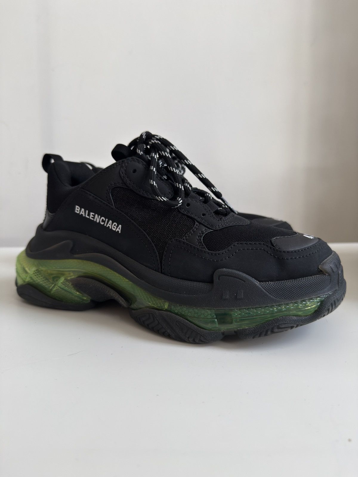 Balenciaga Balenciaga Triple S Clear-Sole Sneaker Size US 8 / EU 41 - 1 Thumbnail