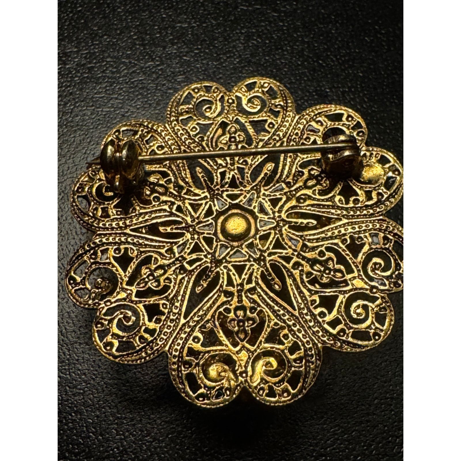 Other Vintage Czech Filigree Red Green Blue Rhinestone Brooch Size ONE SIZE - 4 Thumbnail
