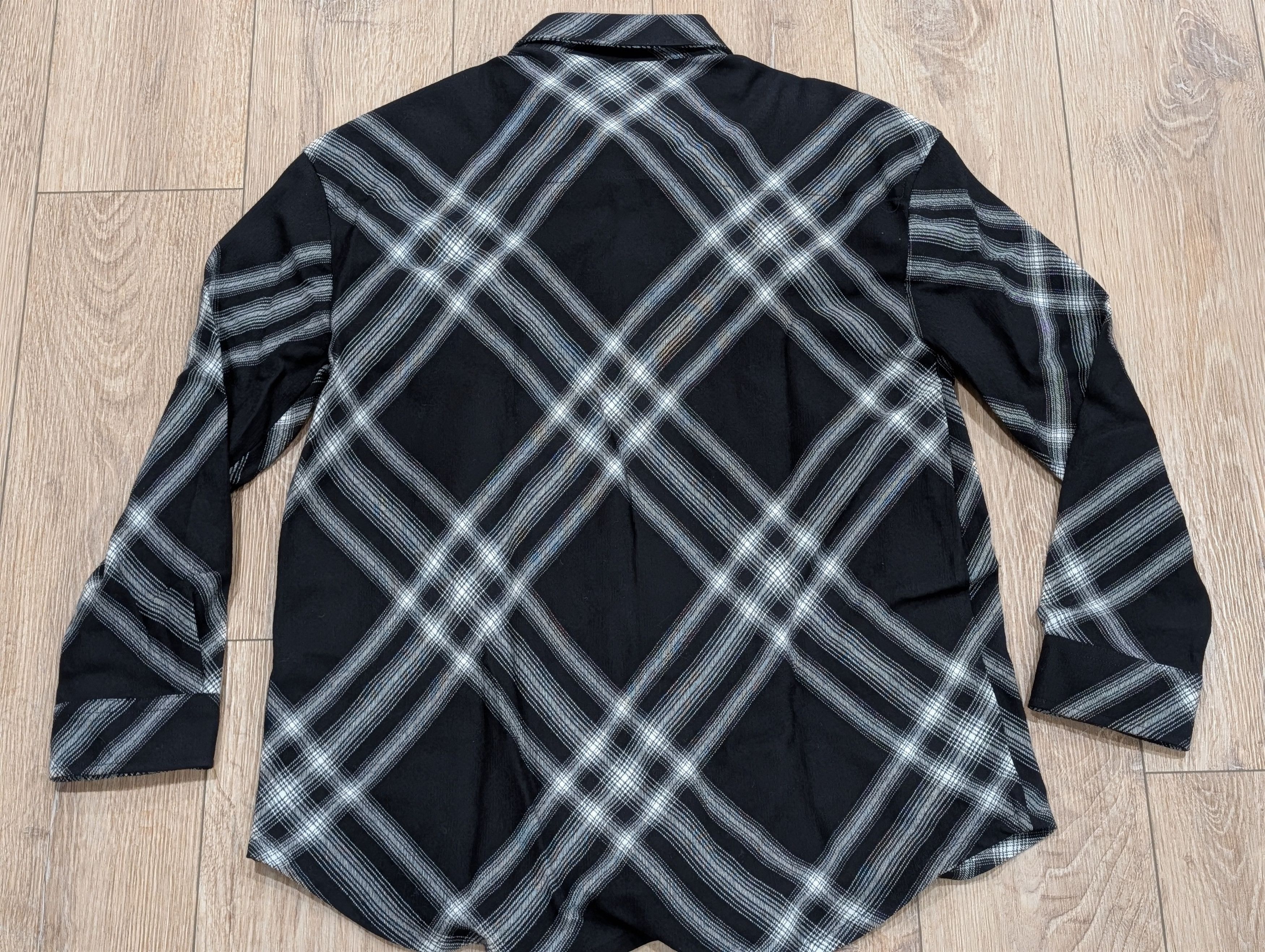 Burberry Burberry Wool Check Patterned Overshirt Monochrome Medium Size US M / EU 48-50 / 2 - 4 Thumbnail