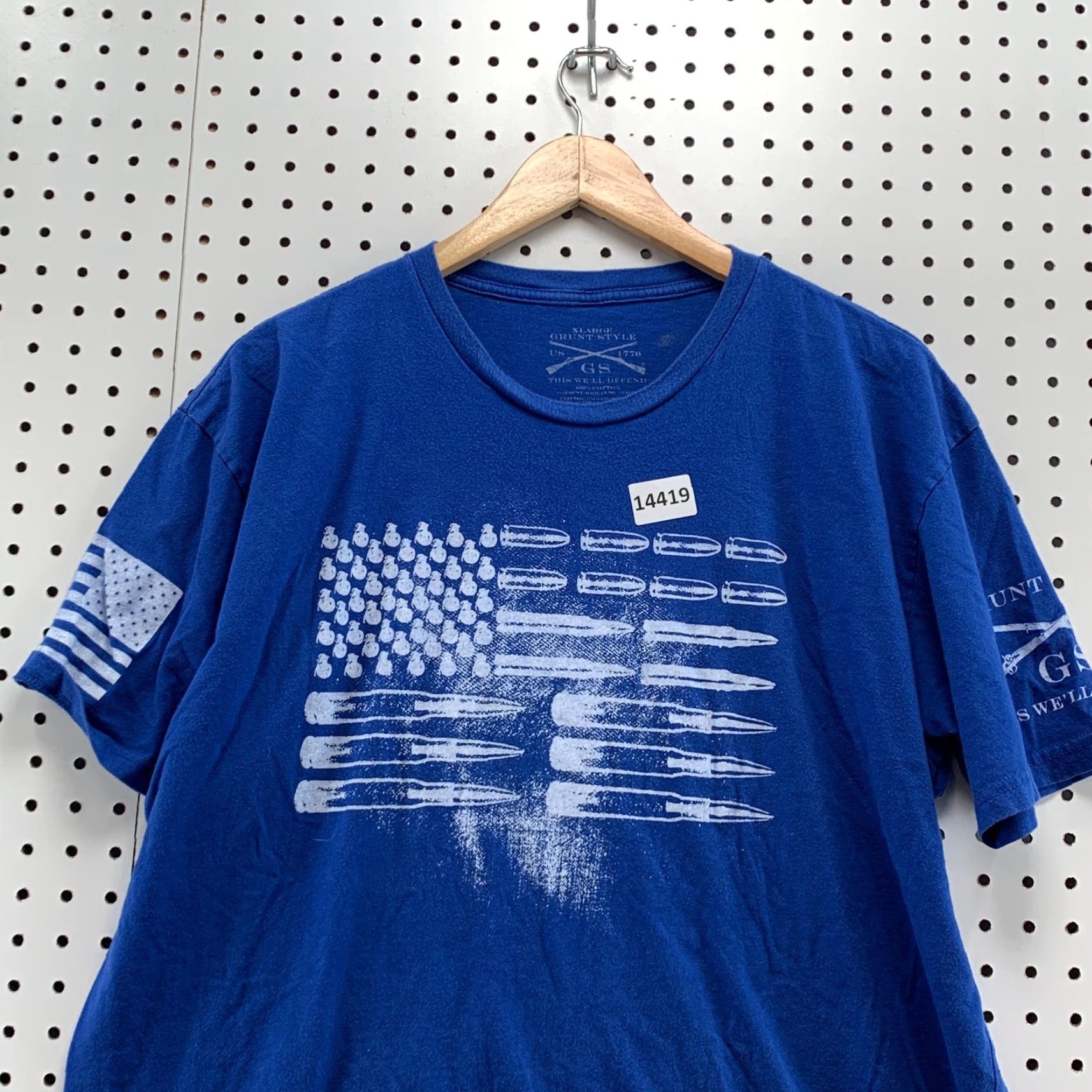 Vintage Grunt Style Shirt Blue Bullet Flag Graphic Fits Adult Large Short Sleeve 23x28.5 Size US L / EU 52-54 / 3 - 3 Thumbnail
