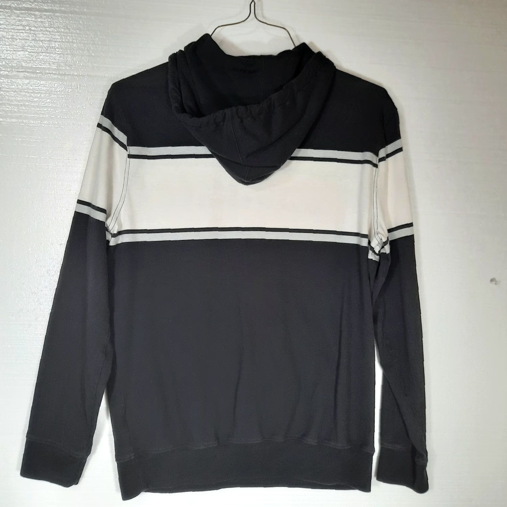 American Eagle Outfitters American Eagle Outfitters Hoodie Men's Large Black Long Sleeve Pullover Preppy Logo Size US L / EU 52-54 / 3 - 2 Thumbnail