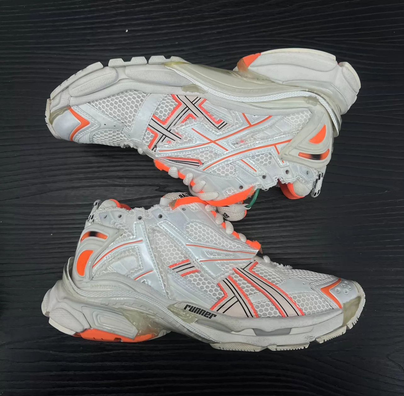 Balenciaga Balenciaga Runner Distressed White Orange 41 Size US 8 / EU 41 - 5 Thumbnail