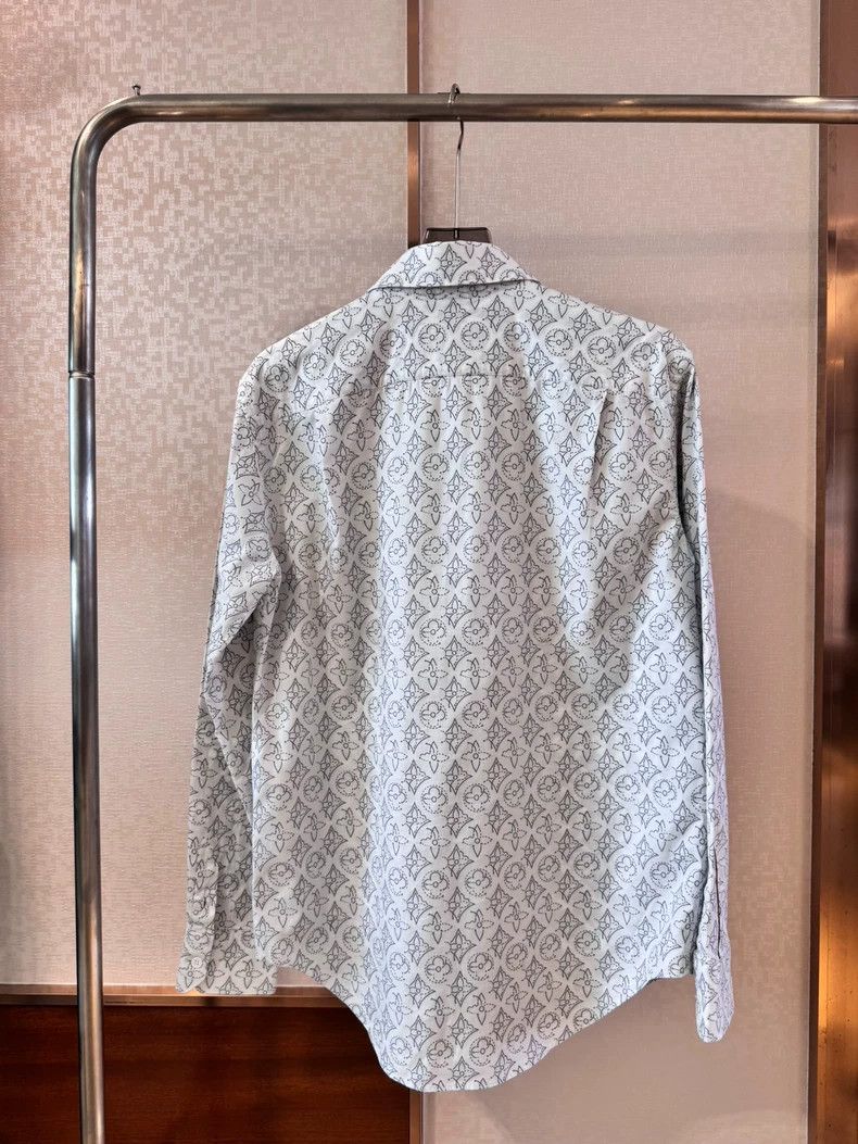 Louis Vuitton Louis Vuitton Full printed three-flower shirt Size US M / EU 48-50 / 2 - 2 Thumbnail