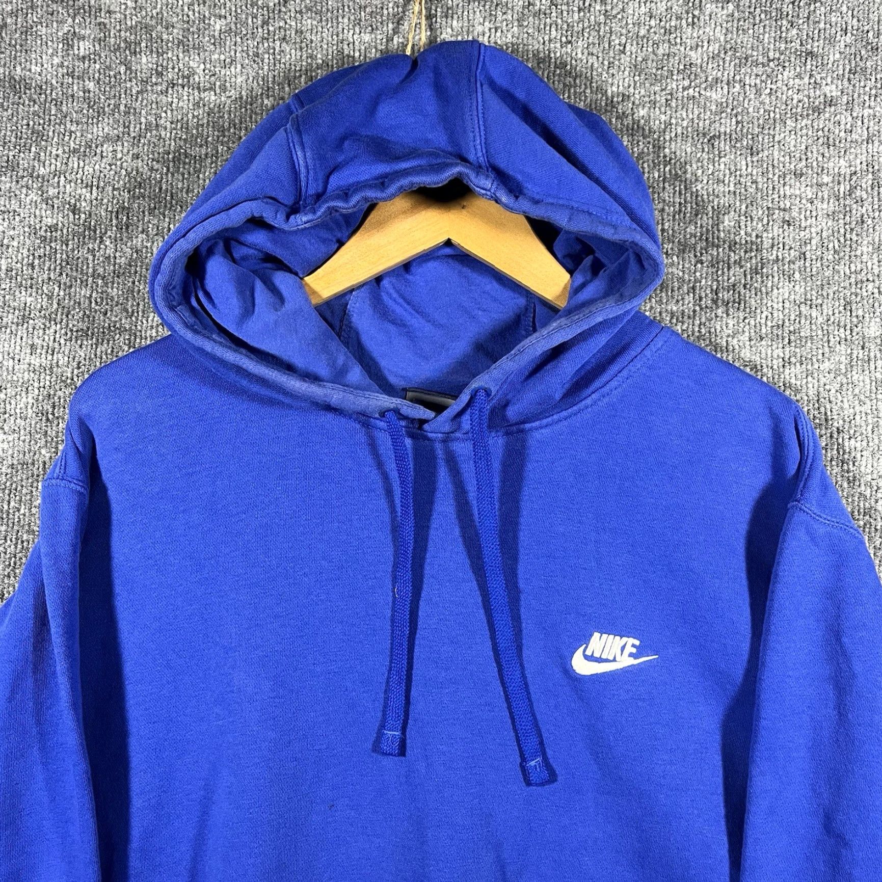 Nike VINTAGE Nike Blue Hoodie Pullover Mens 2XL Swoosh Logo Athletic Sweatshirt Hoodie Sweatshirt Blue Size US XXL / EU 58 / 5 - 2 Thumbnail