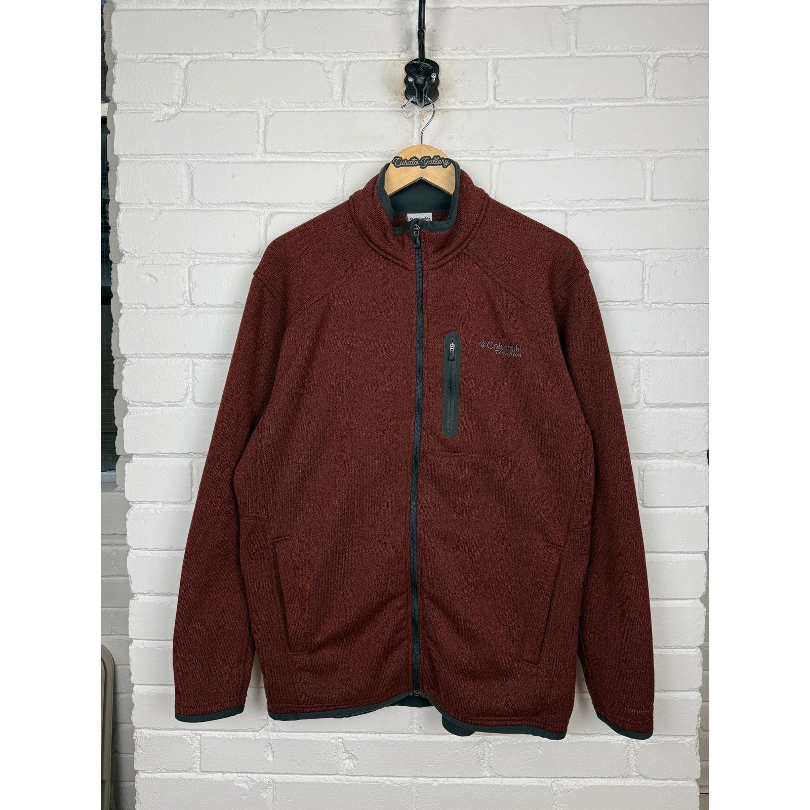 Vintage Vintage Columbia Titanium Omni Shield Embroidered Size L Size US L / EU 52-54 / 3 - 1 Thumbnail