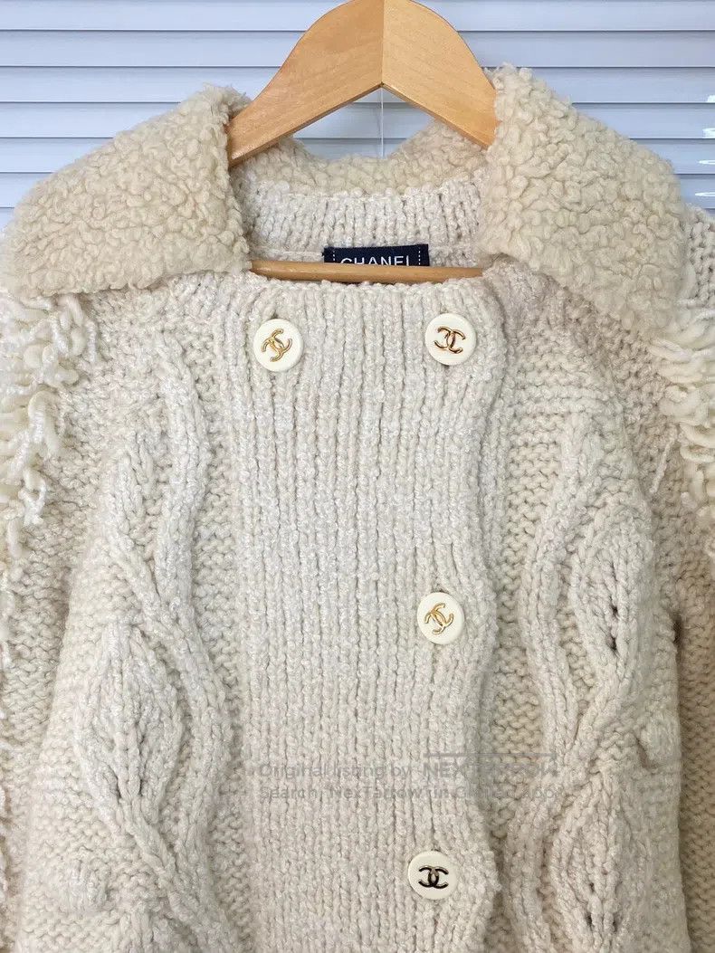 Chanel Chanel Beige knitted cardigan coat Size XS / US 0-2 / IT 36-38 - 4 Thumbnail