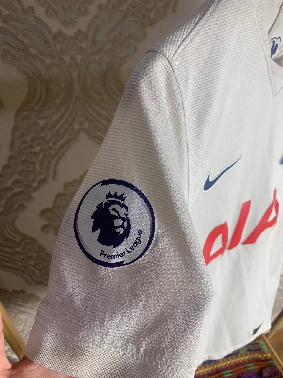 Nike VINTAGE NIKE FC TOTTENHAM HOTSPUR ENGLAND SOCCER JERSEY Y2K Size US S / EU 44-46 / 1 - 6 Thumbnail