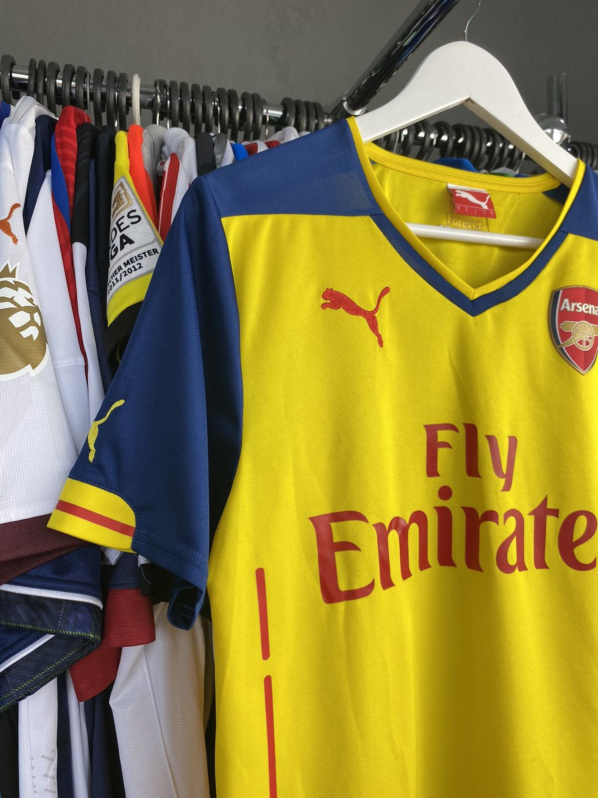 Puma 2014/15 PUMA ARSENAL AWAY SOCCER FOOTBALL JERSEY SHIRT Size US S / EU 44-46 / 1 - 3 Thumbnail