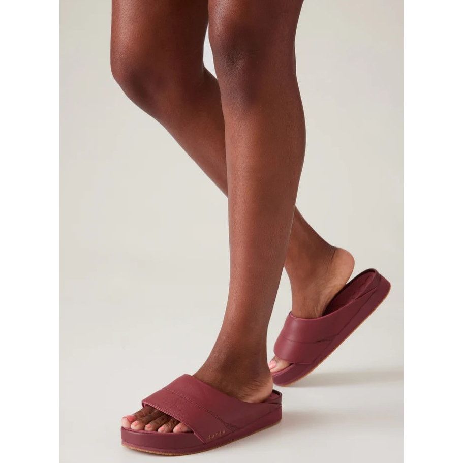 Athleta Athleta Saysh Berry Rose Slides Size 10 Size US 10 / IT 40 - 1 Thumbnail