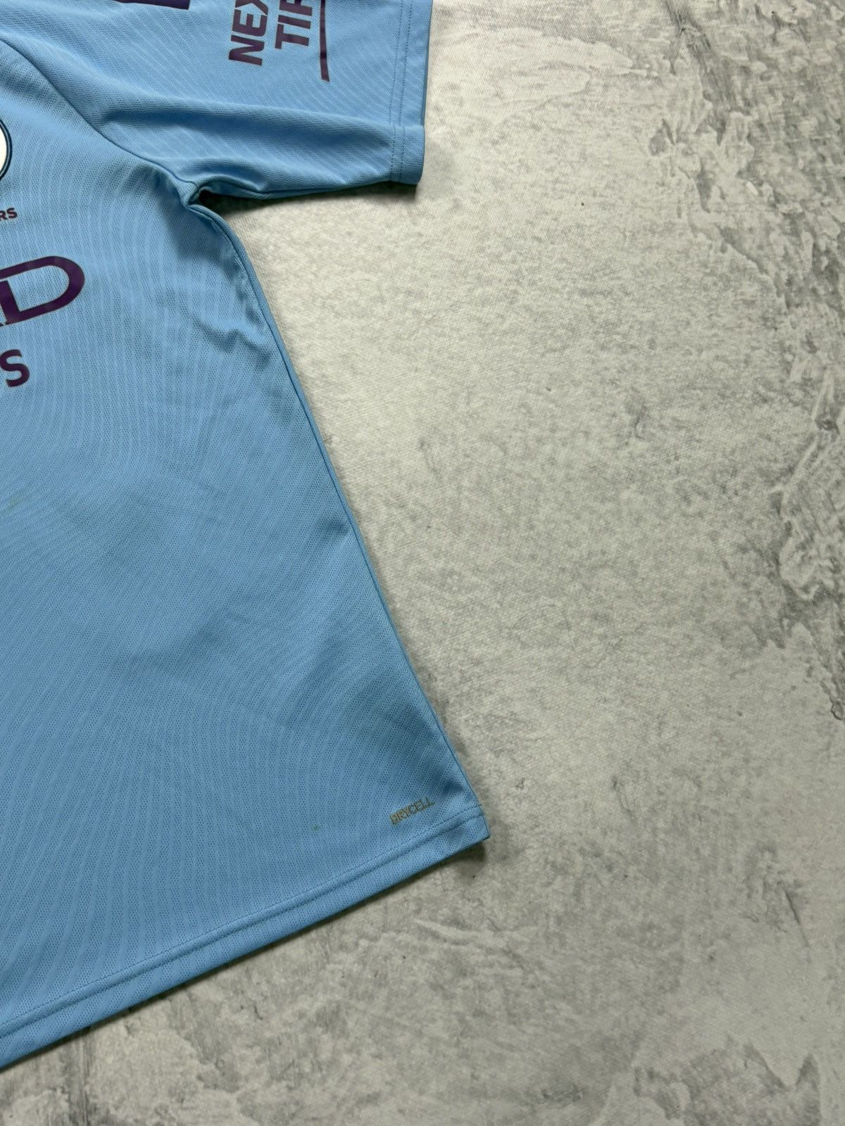 Puma × Vintage KUN AGUERO MANCHESTER CITY JERSEY PUMA PREMIER LEAGUE Size US S / EU 44-46 / 1 - 5 Thumbnail