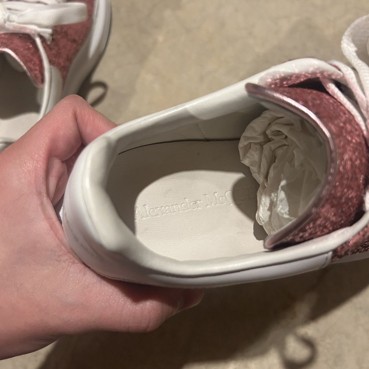Alexander McQueen × Designer Alexander McQueen Pink Rose Glitter Oversized Sneakers US 5 Size US 5 / EU 37 - 13 Thumbnail