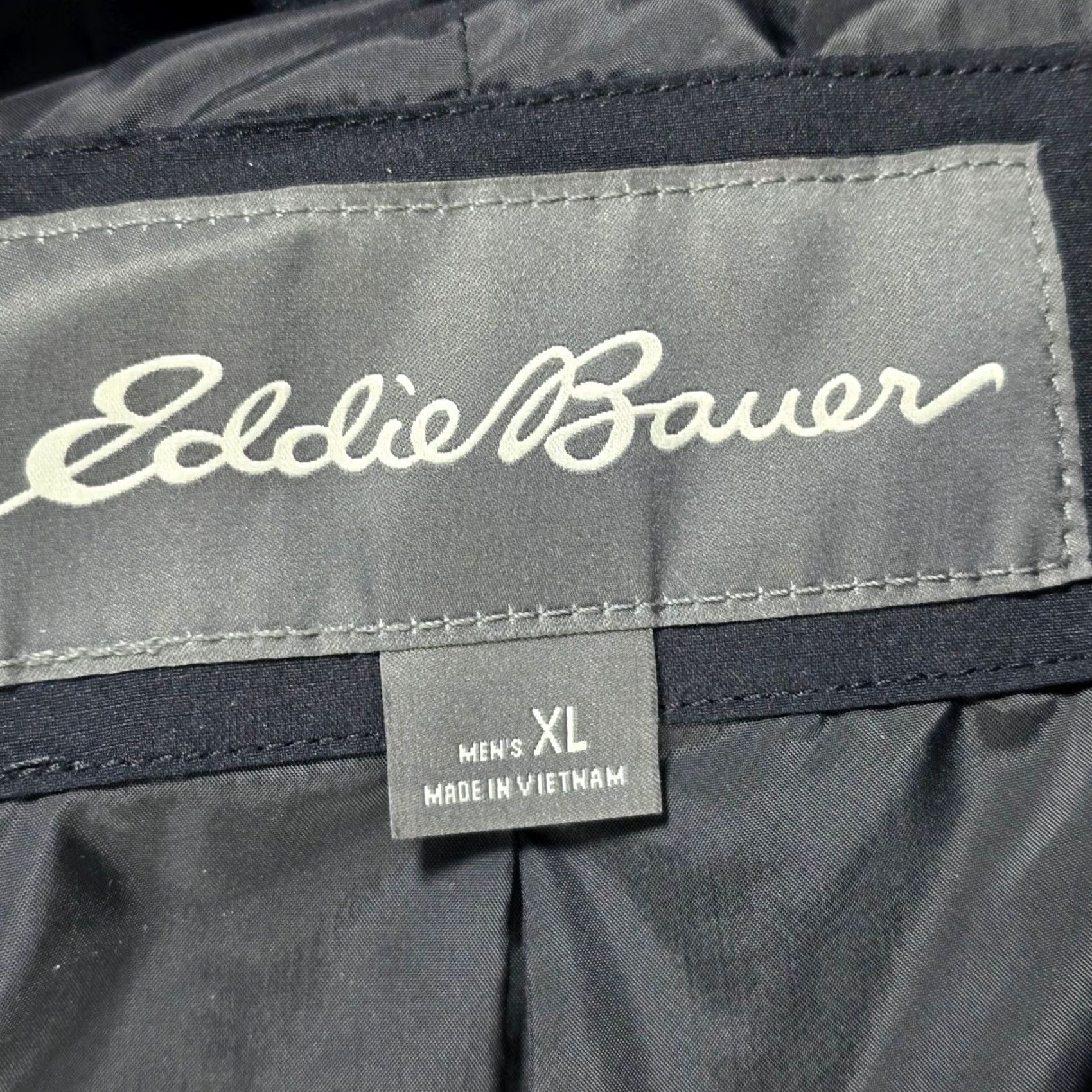 Eddie Bauer VINTAGE? No. (Omit) Eddie Bauer Men's EB550 Black Down Puffer Vest XL Insulated -> Eddie Bauer Men’s EB550 Black Down Puffer Vest XL Insulated Size US XL / EU 56 / 4 - 6 Thumbnail
