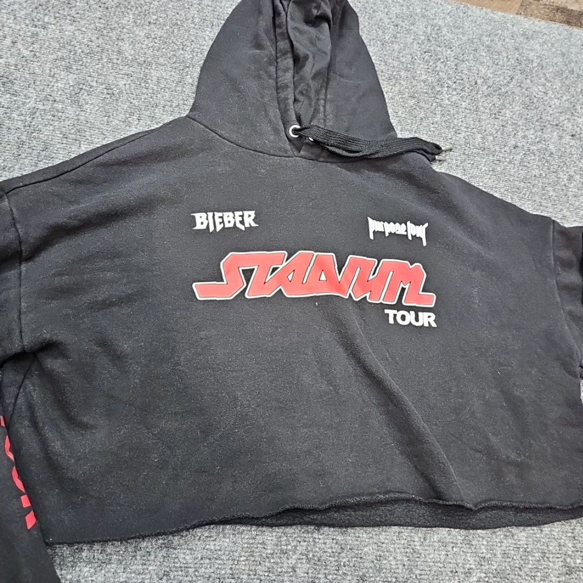 Vintage Justin Bieber Hoodie Women XL Black Crop Top Purpose Tour Stadium Sweatshirt Pullover Hooded Graphic Print All Seasons Size XL / US 12-14 / IT 48-50 - 4 Thumbnail