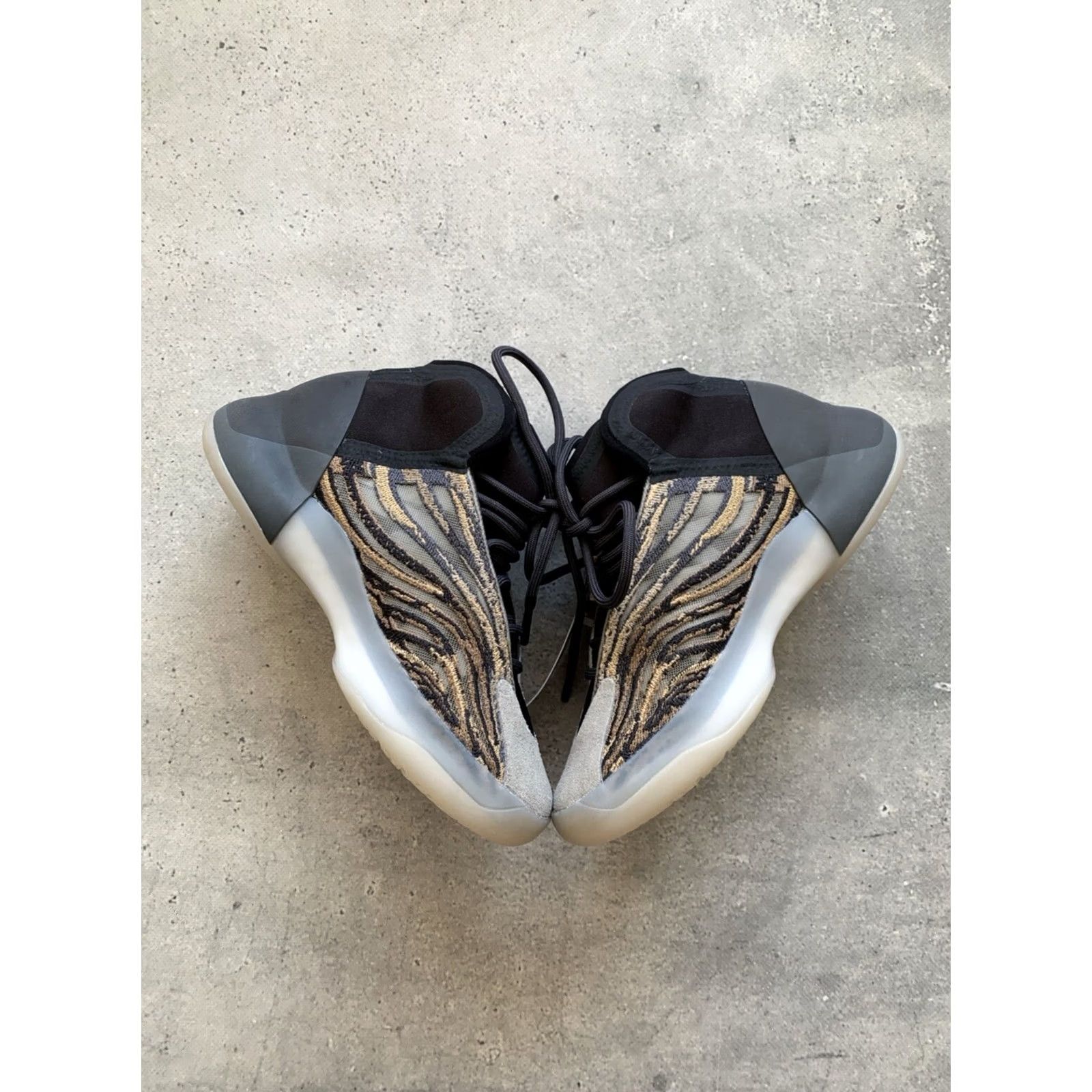 Adidas adidas Yeezy QNTM AMBER TINT GREY QUANTUM HI SNEAKERS US 4.5 UK 4 EU 36 2/3 Women Shoes Sneaker Multicolor 2021 Mens Womens Girls Boys Size US 4 / IT 34 - 3 Thumbnail