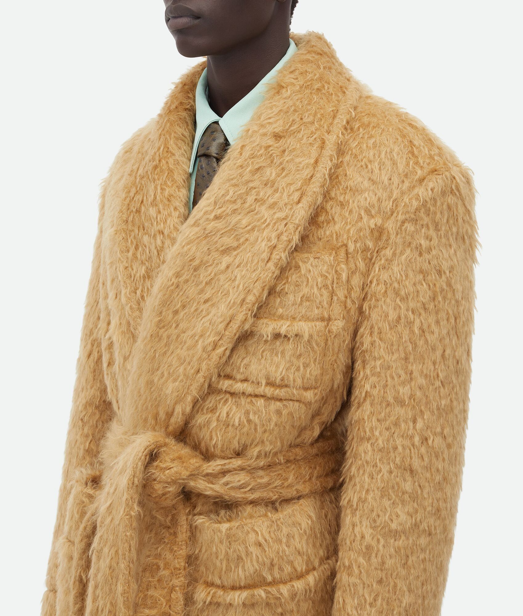 Bottega Veneta o1w1db10625 Hairy Wool Mohair Belted Coat in Paper Bag Size US M / EU 48-50 / 2 - 5 Thumbnail