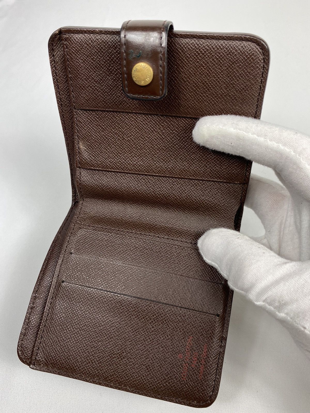 Damier Ebene Zippy Wallet