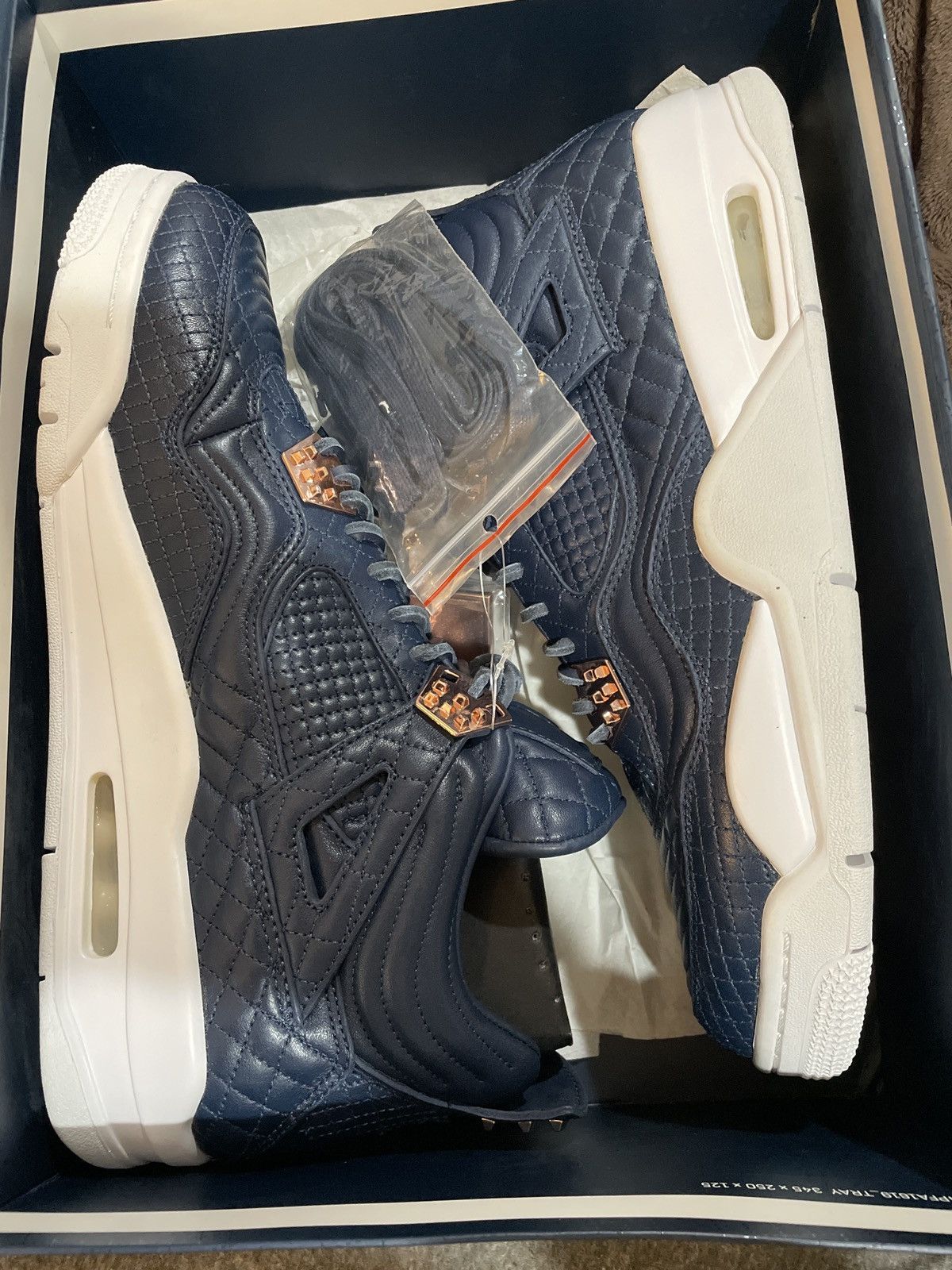Jordan Brand Air Jordan 4 Premium Obsidian Size 11 Size US 11 / EU 44 - 7 Thumbnail