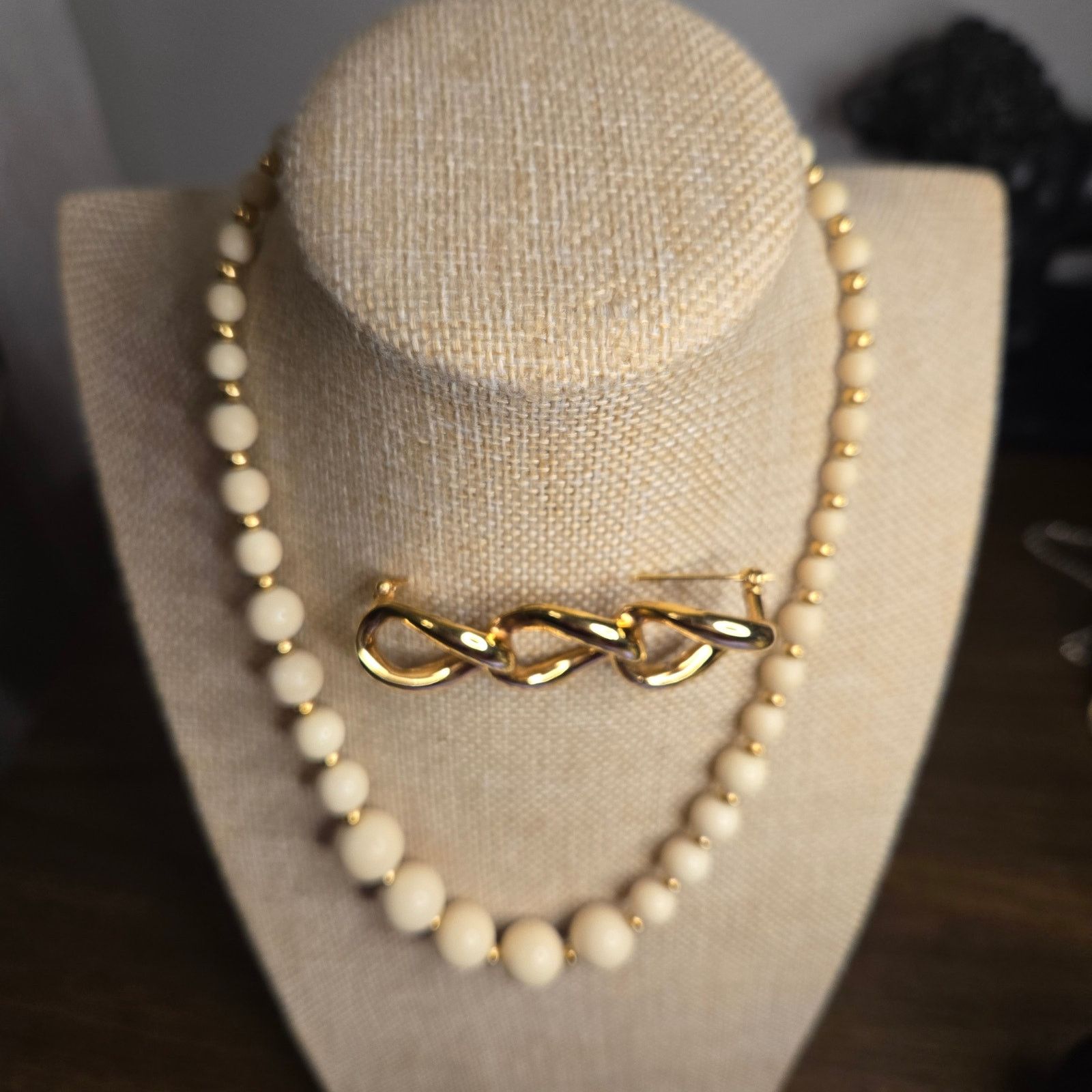 Vintage Vintage Napier Choker Necklace & Mismatched Unsigned Brooch Size ONE SIZE - 5 Thumbnail