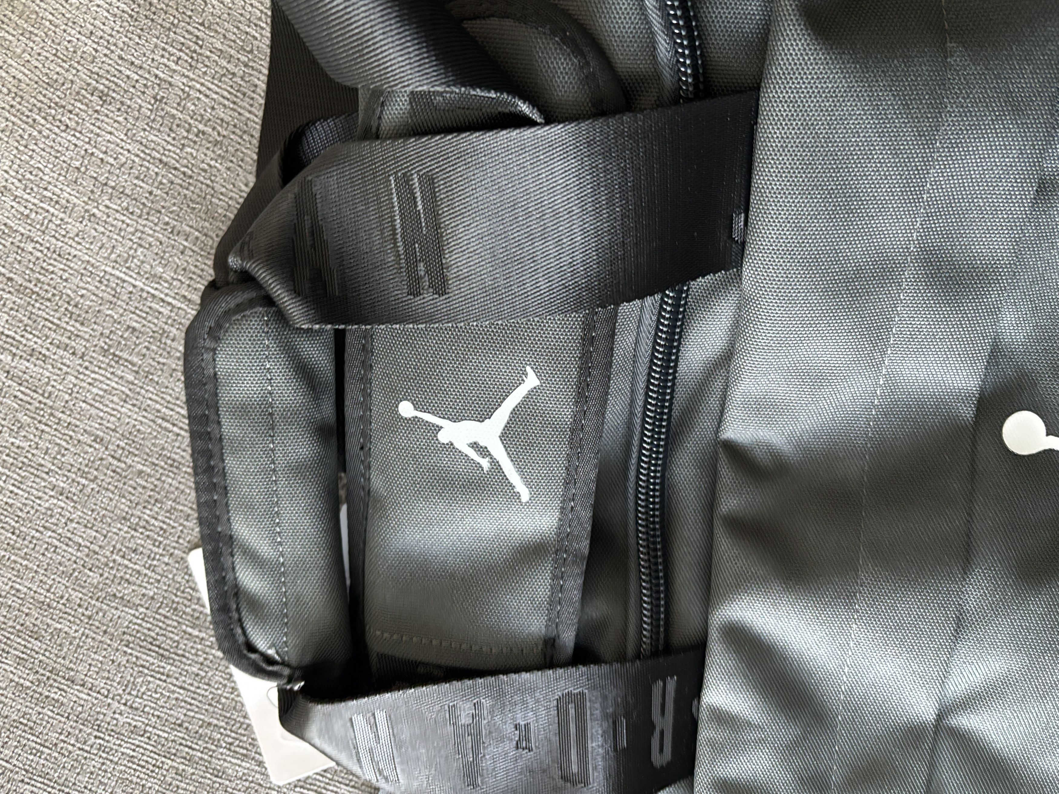 Jordan Brand Jordan Air Duffel Bag Blue Black Gym Travel Bag NWT Size ONE SIZE - 5 Thumbnail