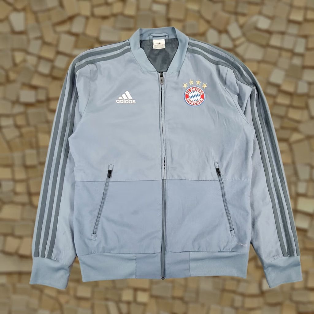 Vintage FC Bayern Munchen Mens Jacket Grey Small 2018 2019 Football Soccer CW7305 Size US S / EU 44-46 / 1 - 1 Thumbnail