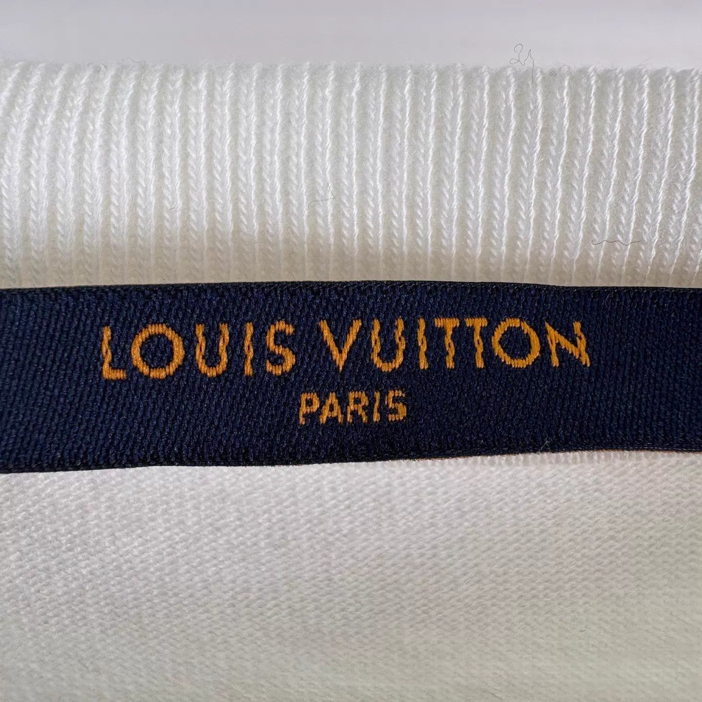 Louis Vuitton Louis Vuitton Floral Monogram Short Sleeve Tee XL BNWT Size US XL / EU 56 / 4 - 5 Thumbnail