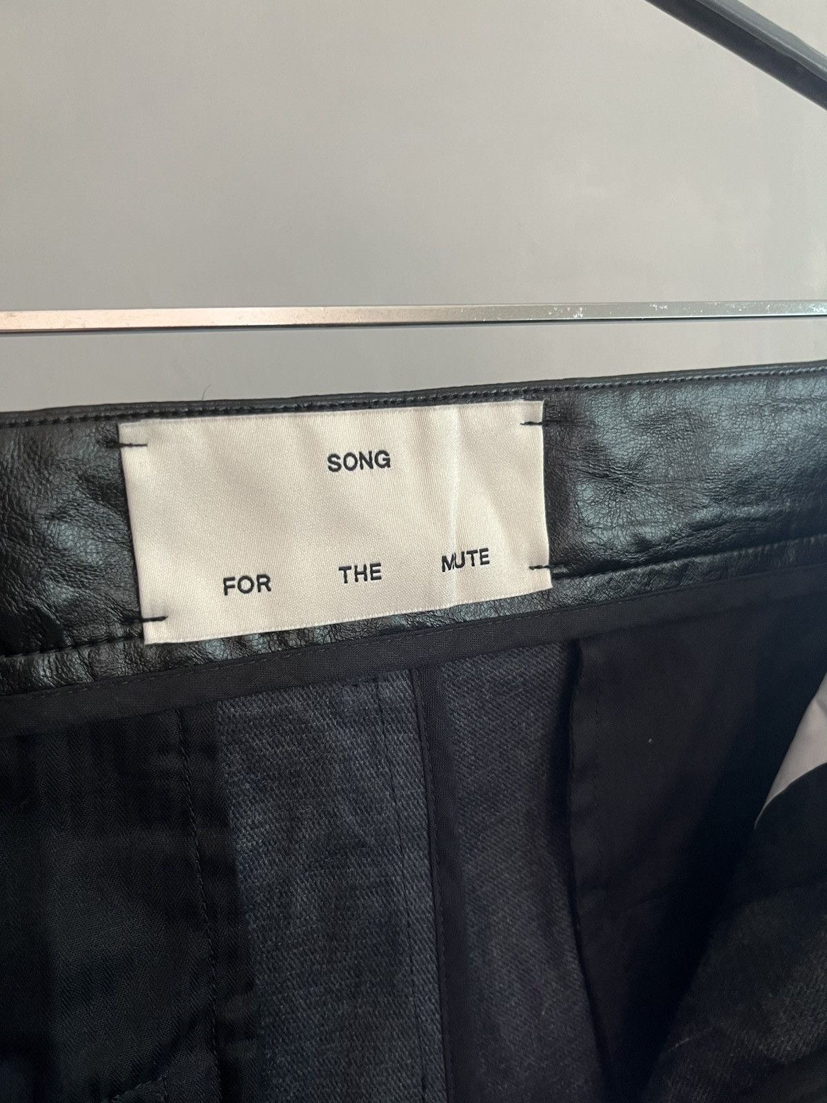 Song For The Mute FW23 Song For The Mute Crinkled Faux Leather Cigarette Pants Size US 32 / EU 48 - 7 Thumbnail