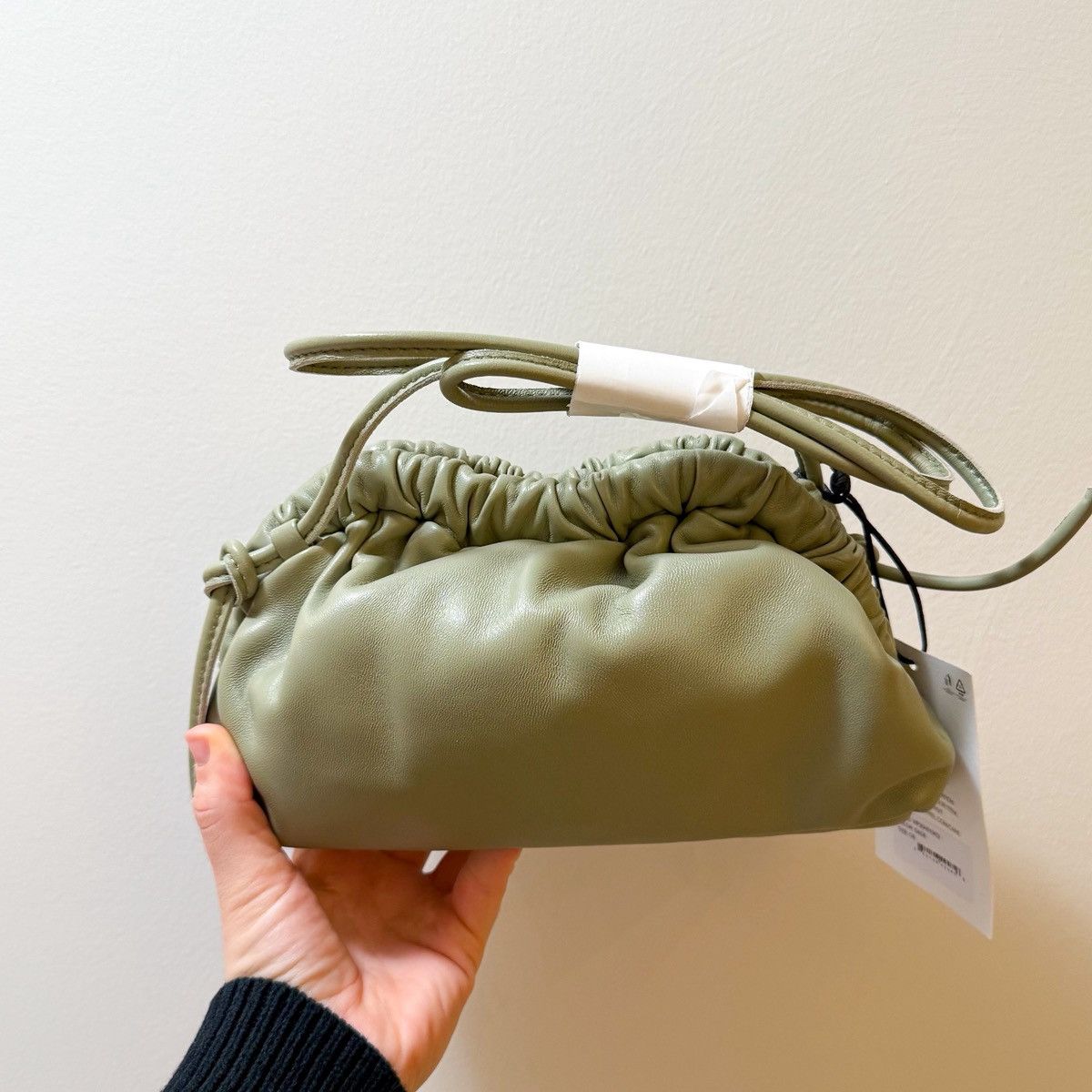 Mansur Gavriel NWT Mansur Gavriel Mini Cloud Clutch Sage Green Convertible Size ONE SIZE - 13 Thumbnail