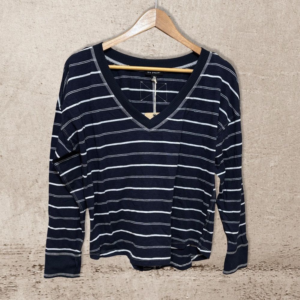 Other Blu Pepper Striped V neck NWT Size M / US 6-8 / IT 42-44 - 1 Thumbnail